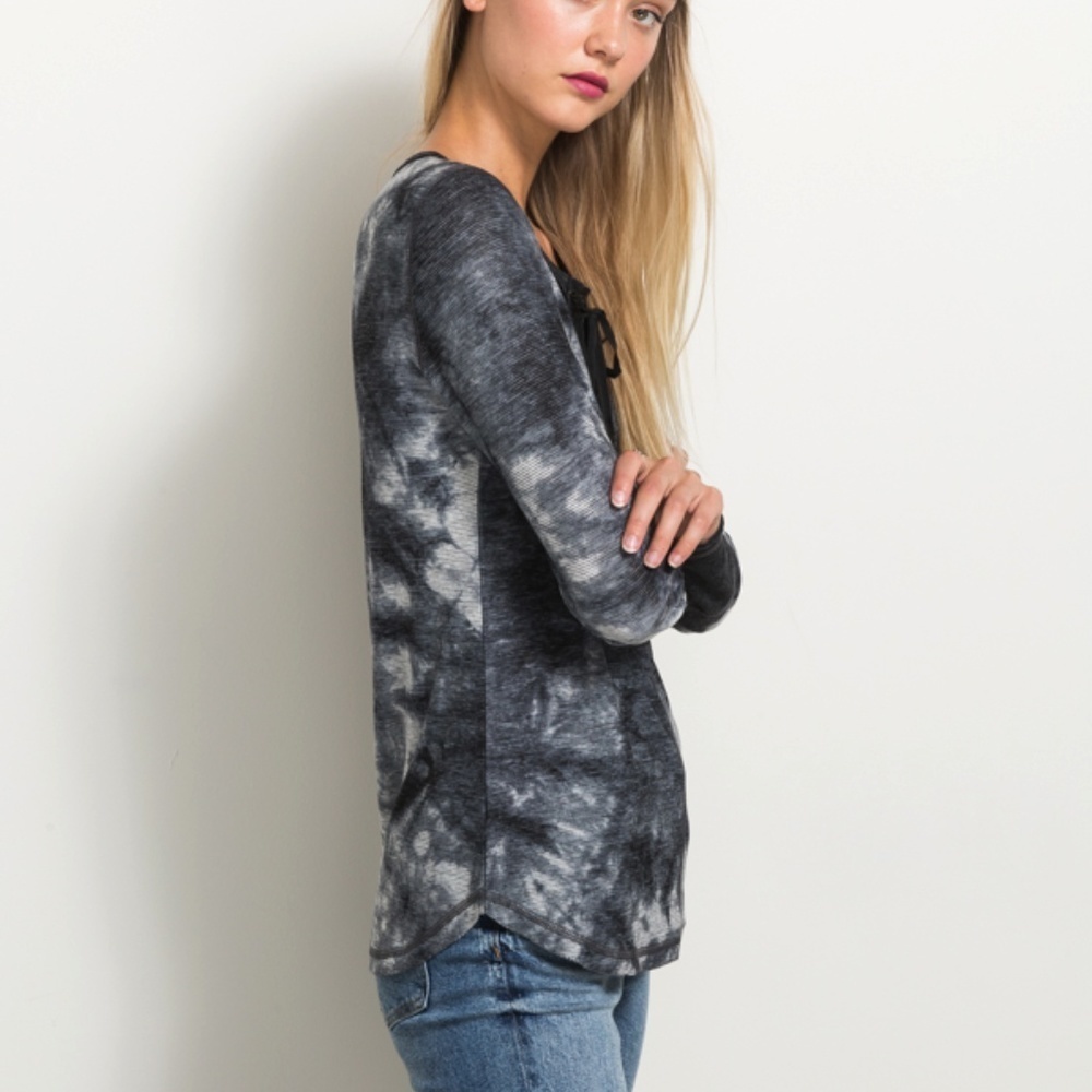 NWT HEM & THREAD STITCH FIX Tie Dye Lace Up Top - Picture 2 of 4